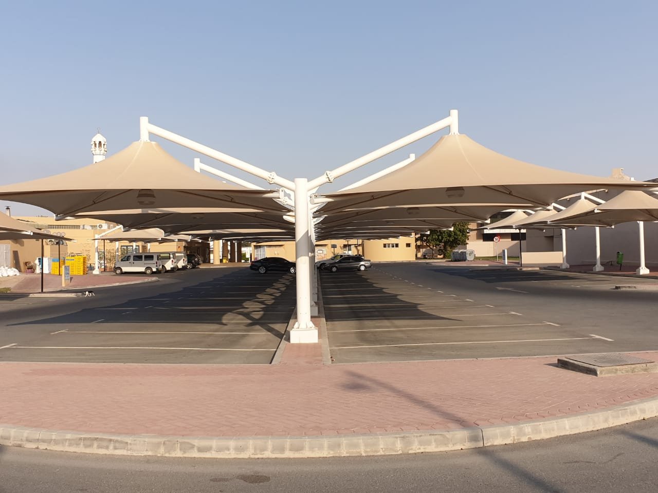 مقاول تركيب مظلات في مكة
